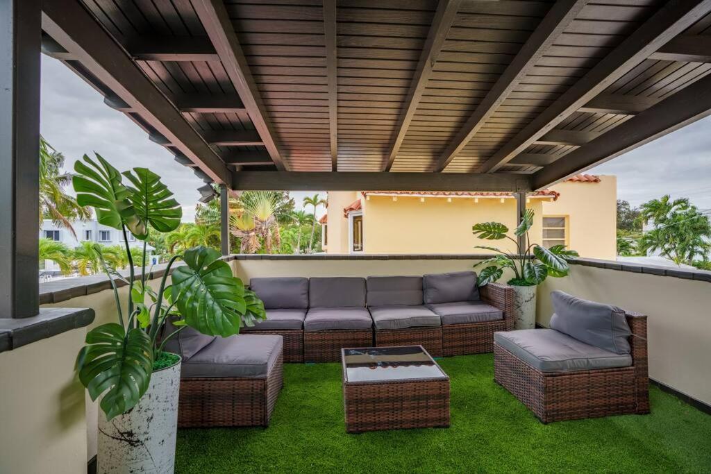 New! Miami & Calle Ocho Simpson'S Funhouse! Exterior foto